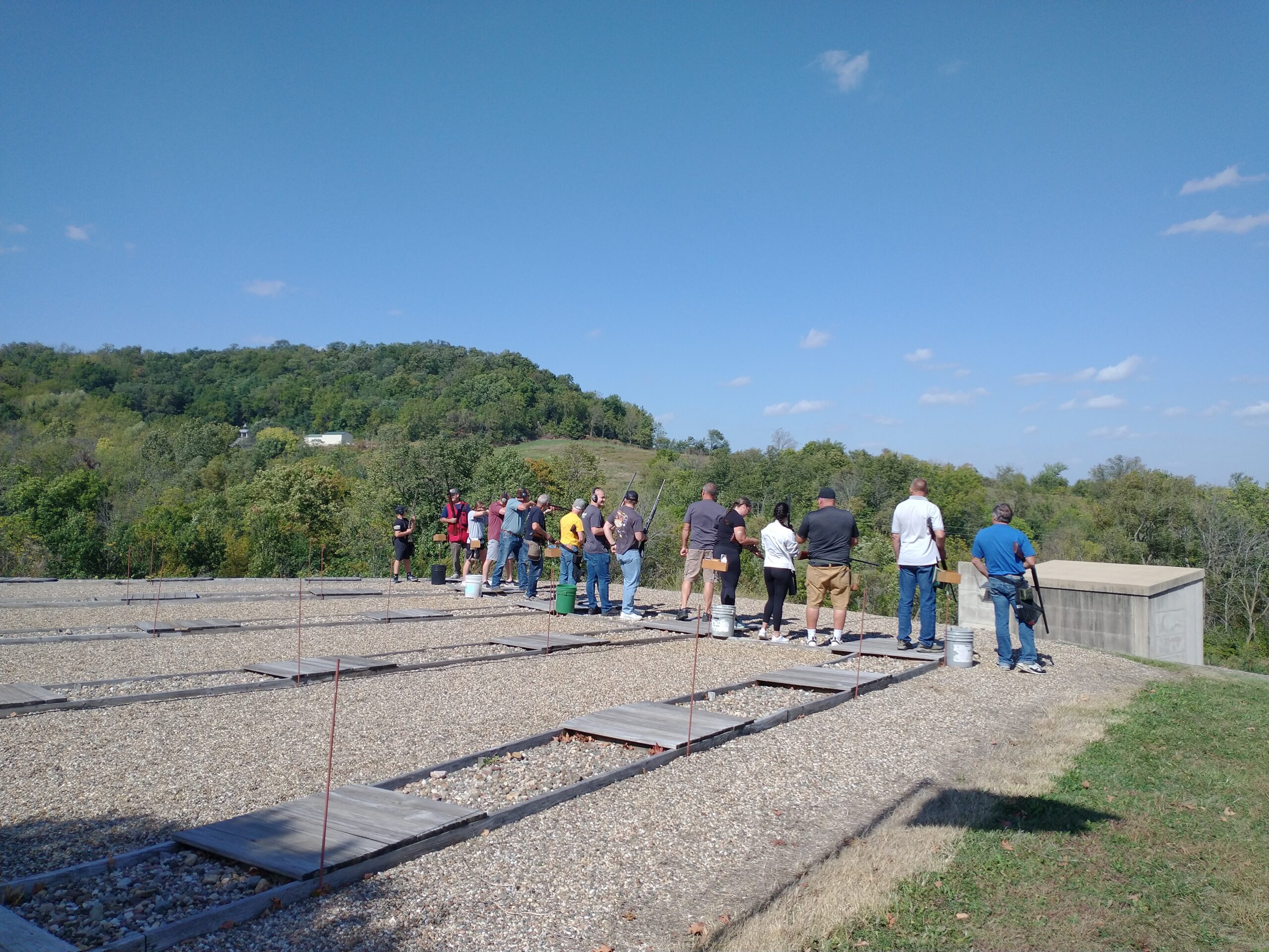 Annie Oakley trap round